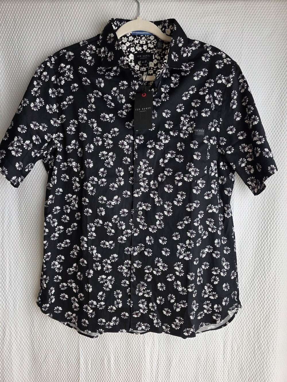 Ted Baker London Men’s Floral Printed Shirt Size M Black NWT $150